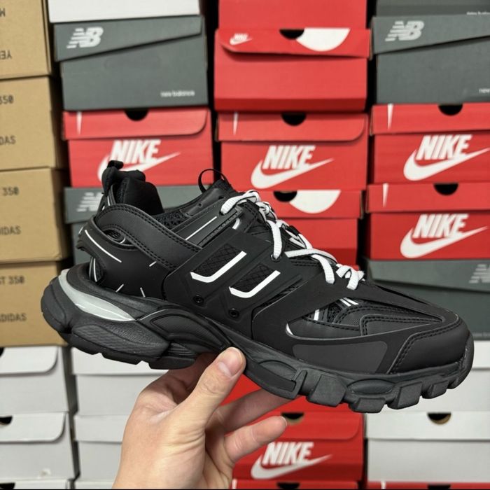 Balenciaga Track 3.0 LED