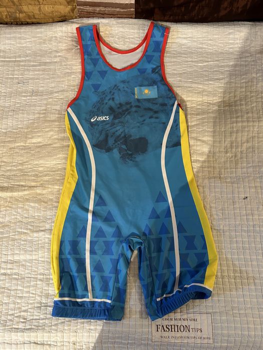 Продажи борцовки и одежду