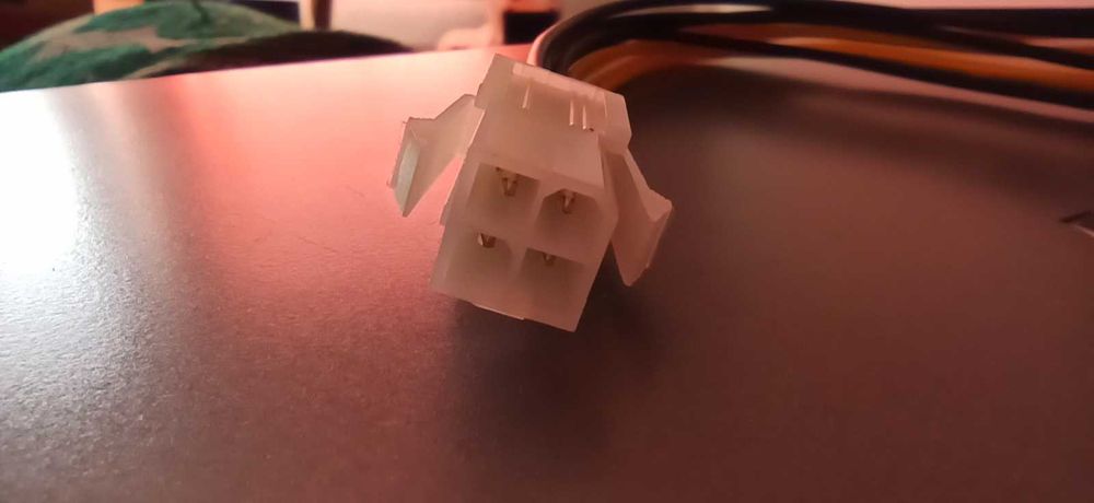 ATX  Power  адаптер