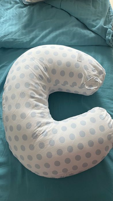 Възглавница за кърмене на kikka boo aw