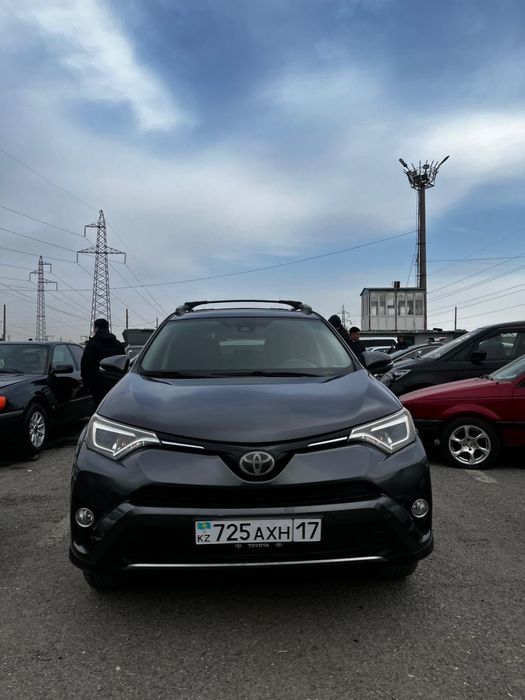 Toyota RAV 4 Машина