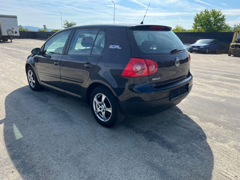 VOLKSWAGEN Golf 2006 — imagine 3
