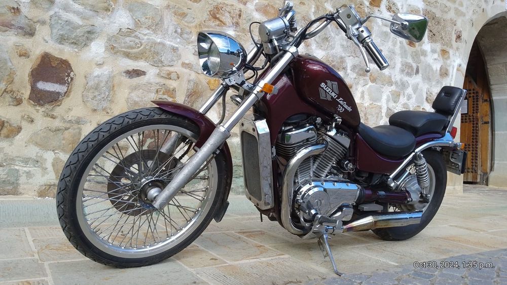 Suzuki intruder 700cc