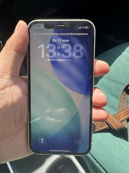 Iphone 12 в хорошем состояние