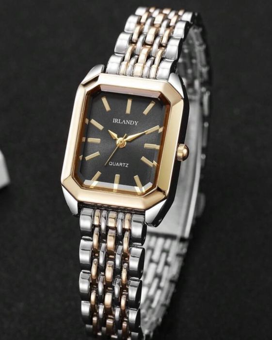 Дамски часовник със смесена каишка