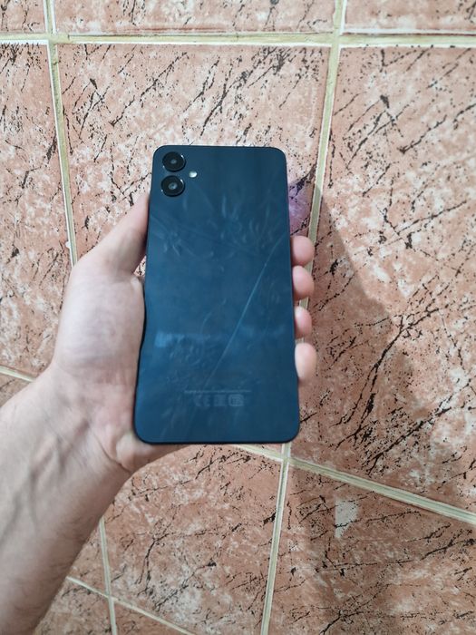 Продам Самсунг А 05 4/64