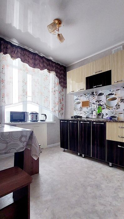 Посуточно, Документы