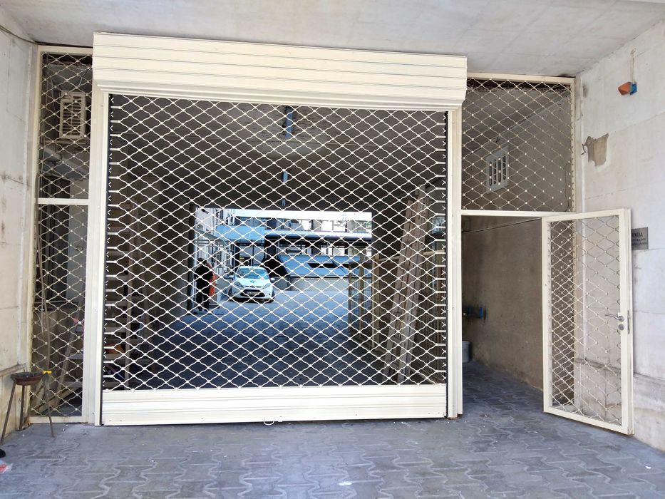 Гаражни ролетни врати, гаражни секционни врати, ремонт на врати.