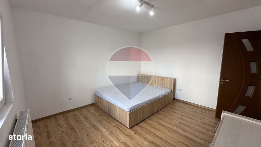 Apartament cu 3 camere de vânzare în zona Soarelui