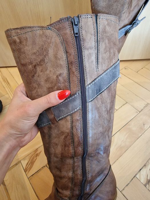 Ботуши от естествена кожа