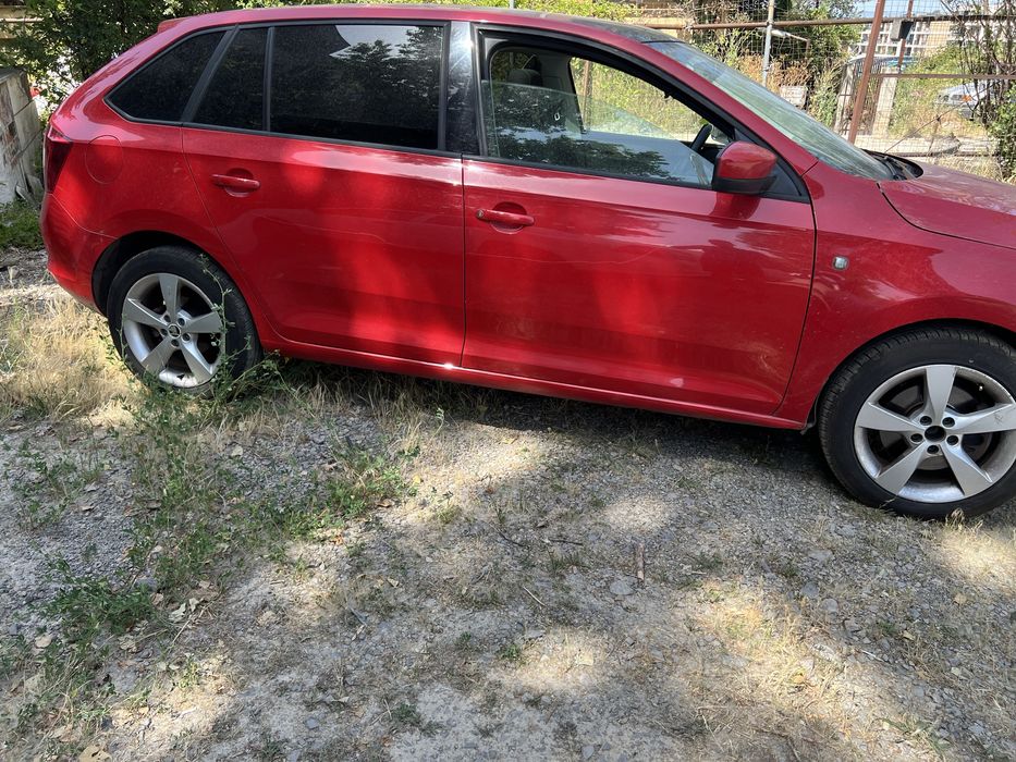 Skoda Rapid Spaceback 2014г. панорама на части