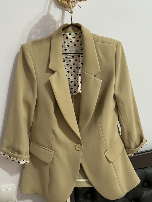 пиджак приталенный