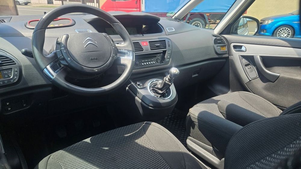 Citroen C4 an 2011 diesel motor 2.0 150cp gri