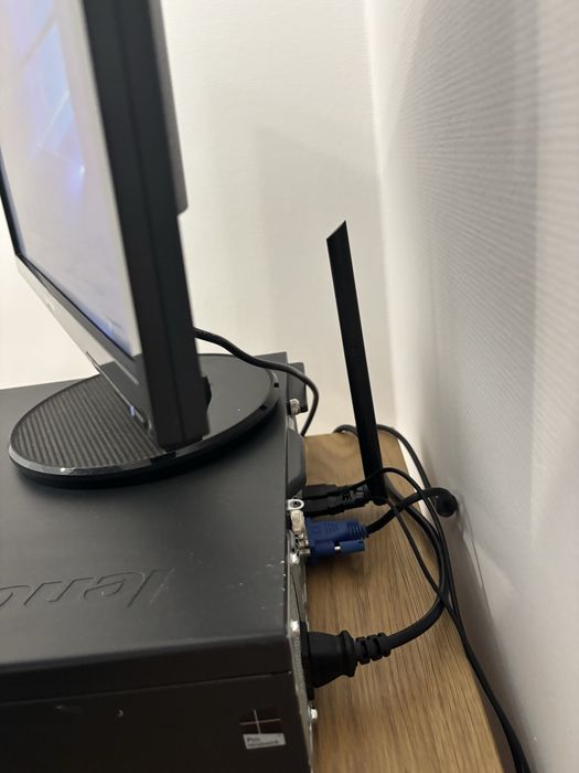 Компютър за офиса/ дома / компютърна конфигурация