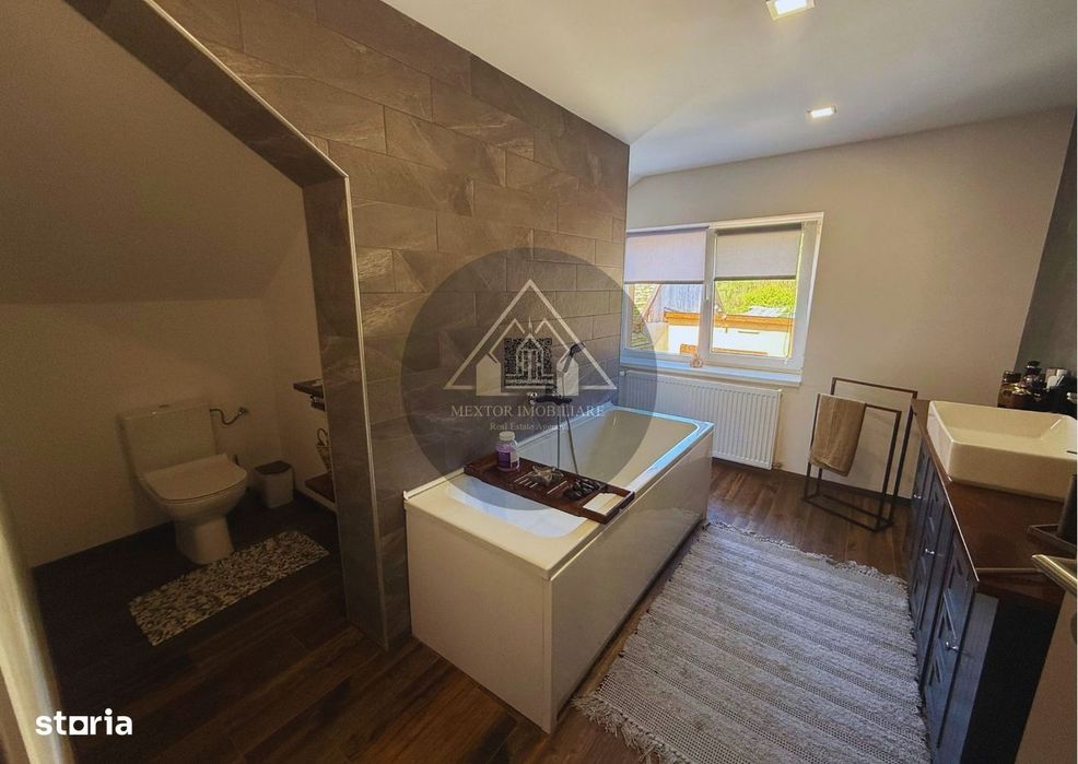 Casa de 4 camere, de vanzare