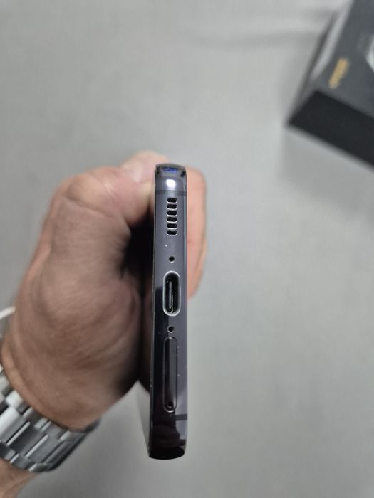 Samsung S23 с подаръци