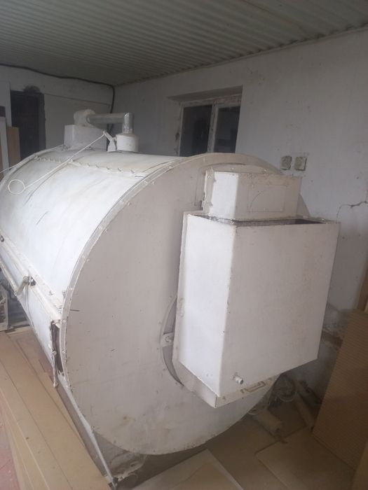 Продаётся хлебопекарное оборудование,печь