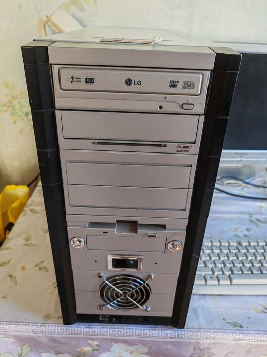 Продам компьютер