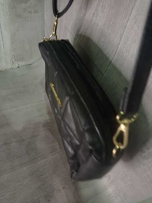 Сумка клатч состояние полу новое