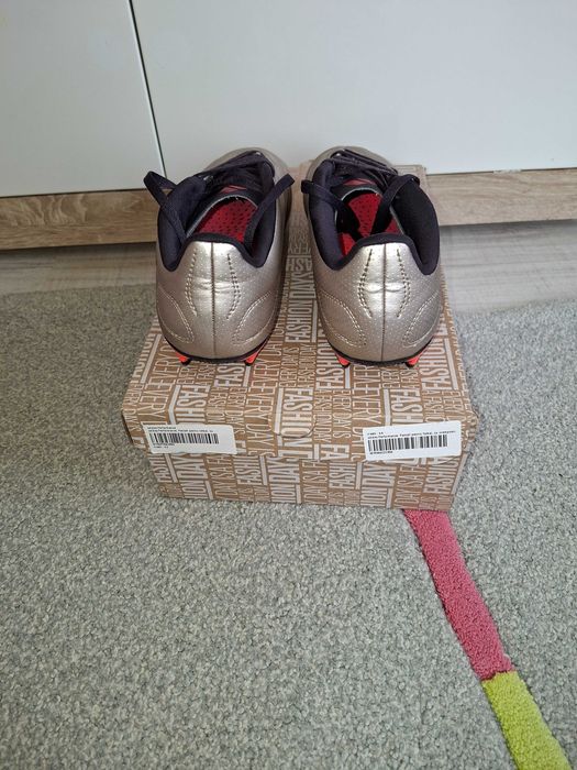 Бутонки за футбол Adidas Performance, номер 38,5
