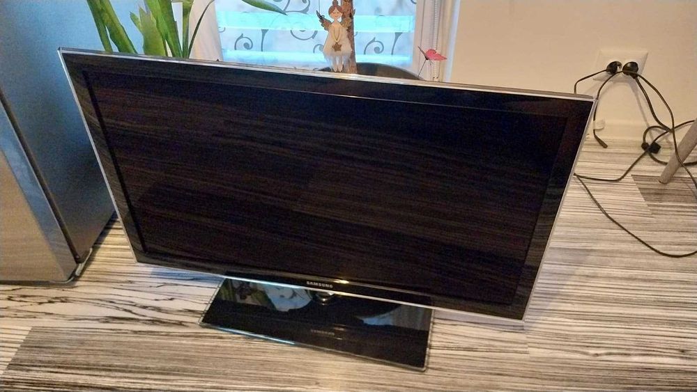 TV Samsung 81cm 32'' Full HD MITV Stick