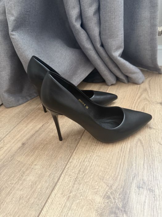 Туфли лодочки черные новые 38 размер