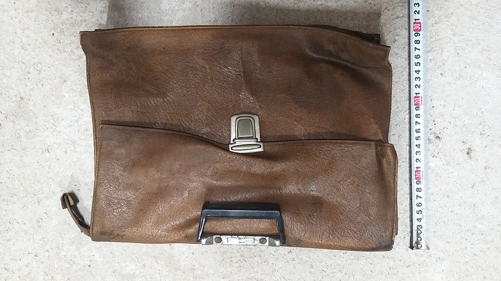 Ретро кожена чанта от СОЦА