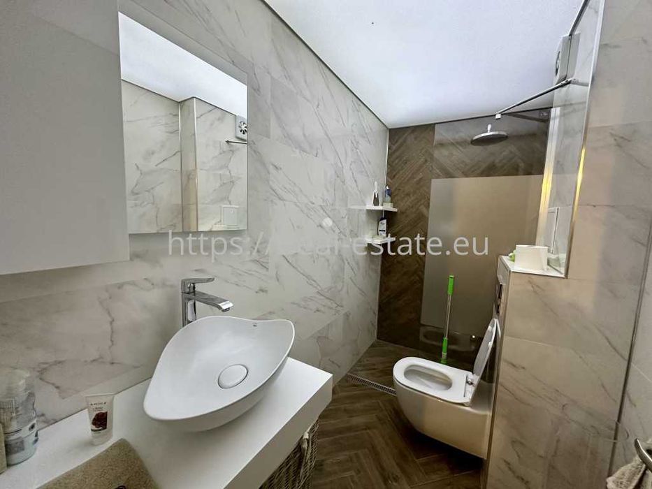 Продава се Тристаен апартамент в Благоевград, Широк център - 76 кв.м за 1890 €/кв.м - Снимка #7