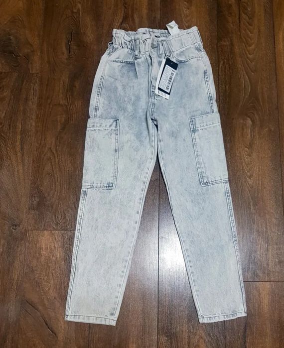 продам новые джинсы