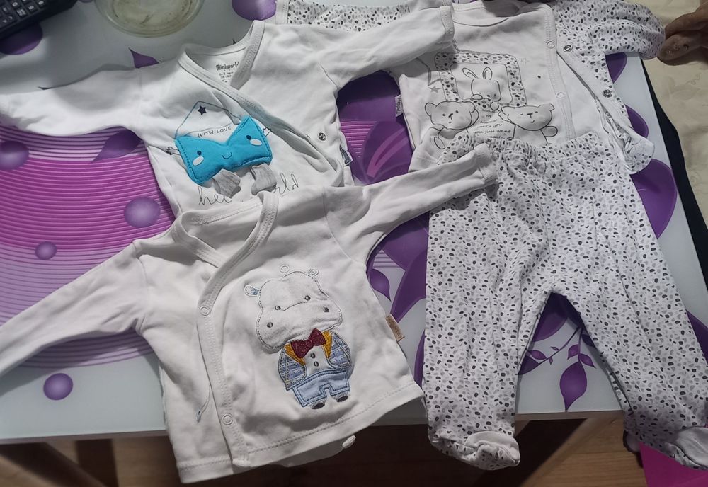 Лот бебешки дрехи