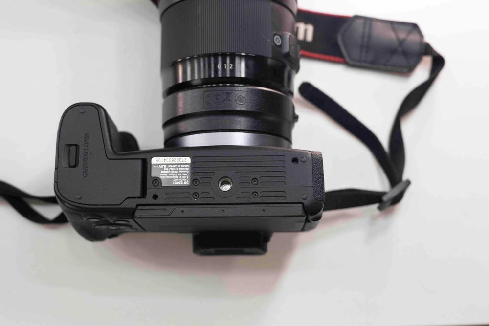 Canon EOS RP + SIGMA DG 35mm + Mount adapter R