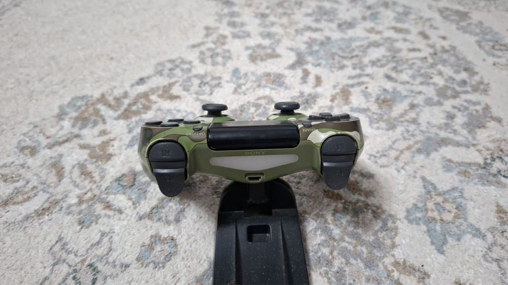 Джостики для PS4