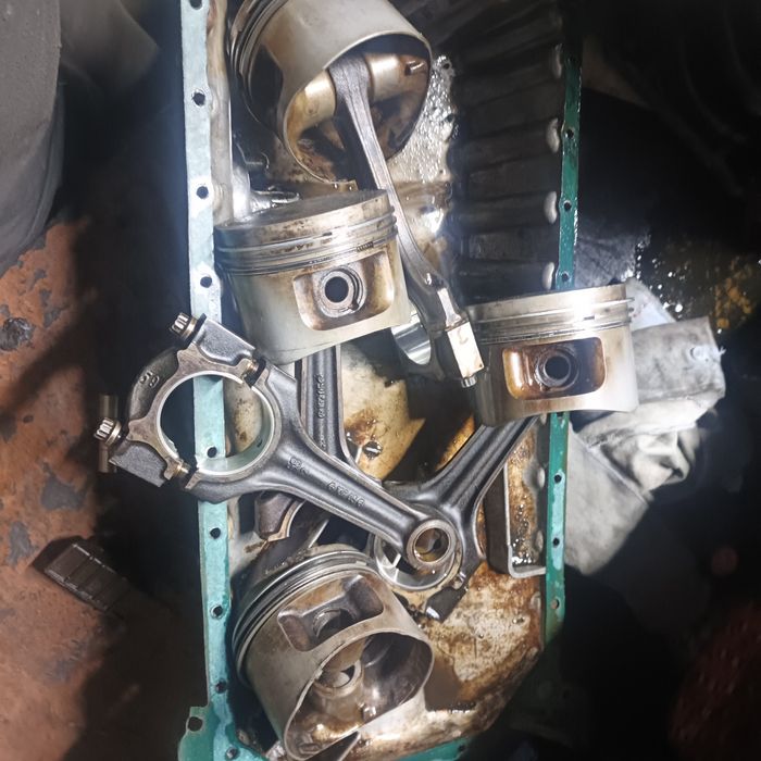 Двигатель 102 2.3