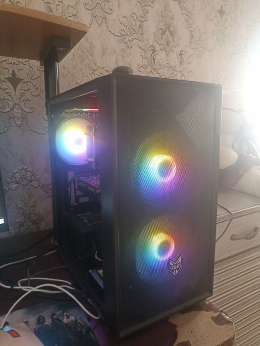 Kompyuter Pc sotiladi