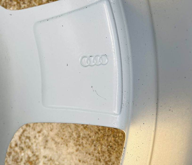 Оригинални 4 броя джанти 15 цола за Audi A3 2011г