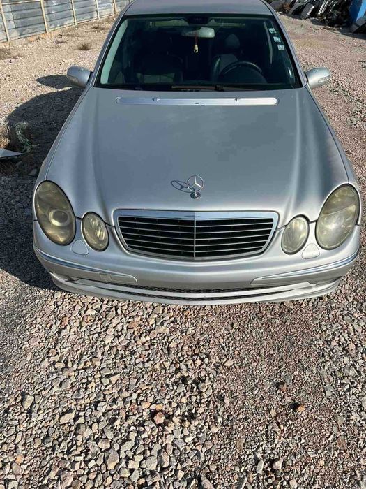 Mercedes E270 CDI W211 2002 На Части