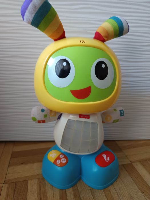 Fisher price танцуващ робот