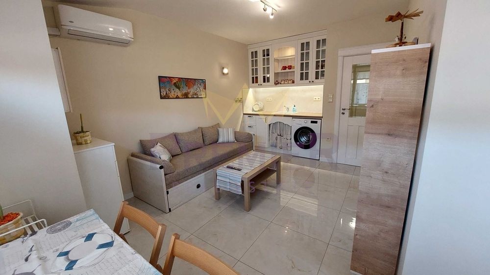 Дава се под наем Тристаен апартамент в Варна, Лятно кино Тракия - 102 кв.м за 960 € - Снимка #5