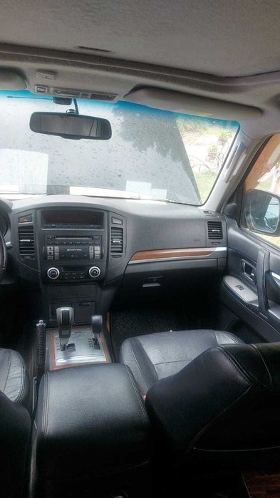 Автомобиль Mitsubishi Pajero