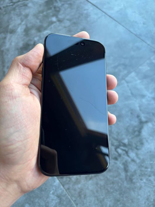 Продам iPhone 15 128gb 81%