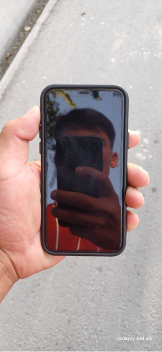 Iphone 11 PRO holati zo’r chaq chuqasi yo’q