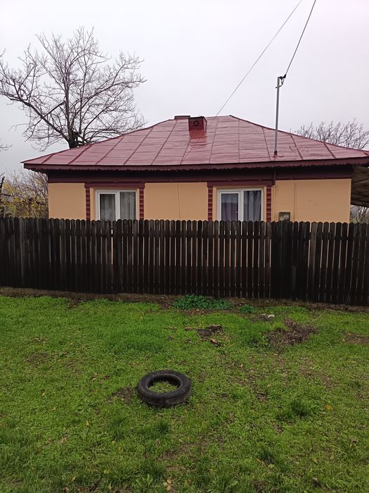 Casa de vânzare în Tovărășia