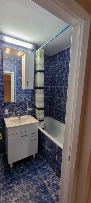 Inchiriez STUDIO untracentral Bd Unirii 64, BRD,complet utilat , NOU !