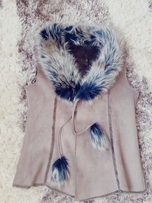 Vesta piele întoarsă cu blana