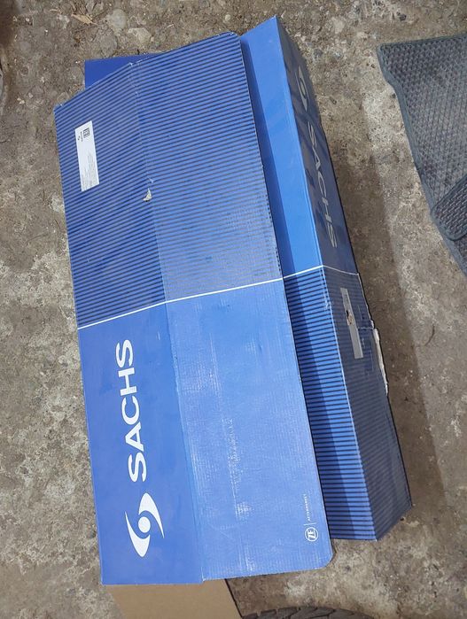 Продам Амортизаторы BMW F10