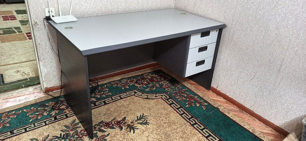 Большой офисный стол для начальника руководителя менеджера. Расрочка ...