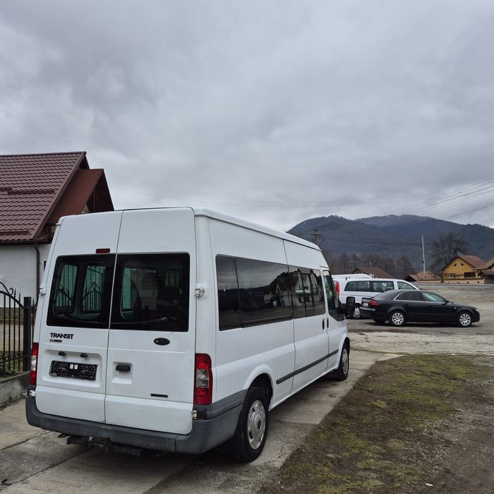 Vanf ford transit 2.2 tdi 9 locuri.klima.6 +1 trepte top..
