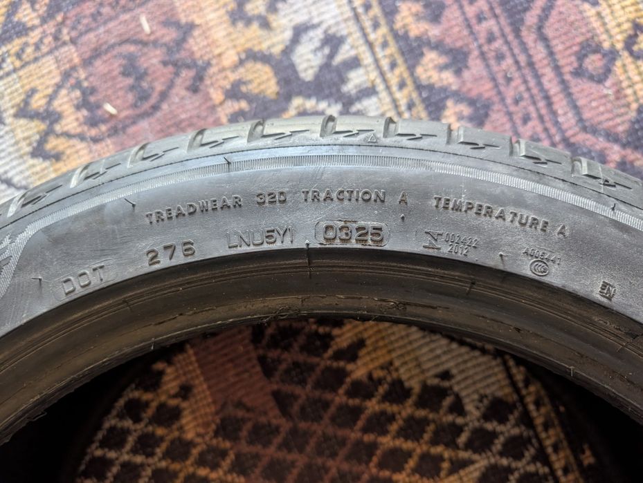 2 бр. 245/45 R19 102Y AO летни гуми Bridgestone Turanza T005, карани 2000 км