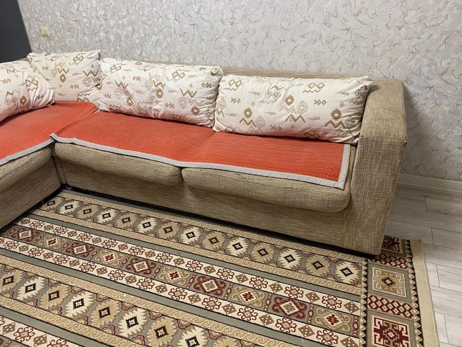 Угловой диван бу СРОЧНО