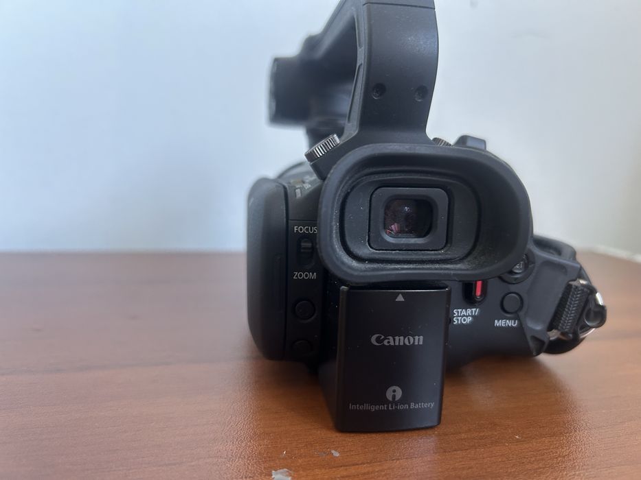 Видеокамера Canon  XA60
